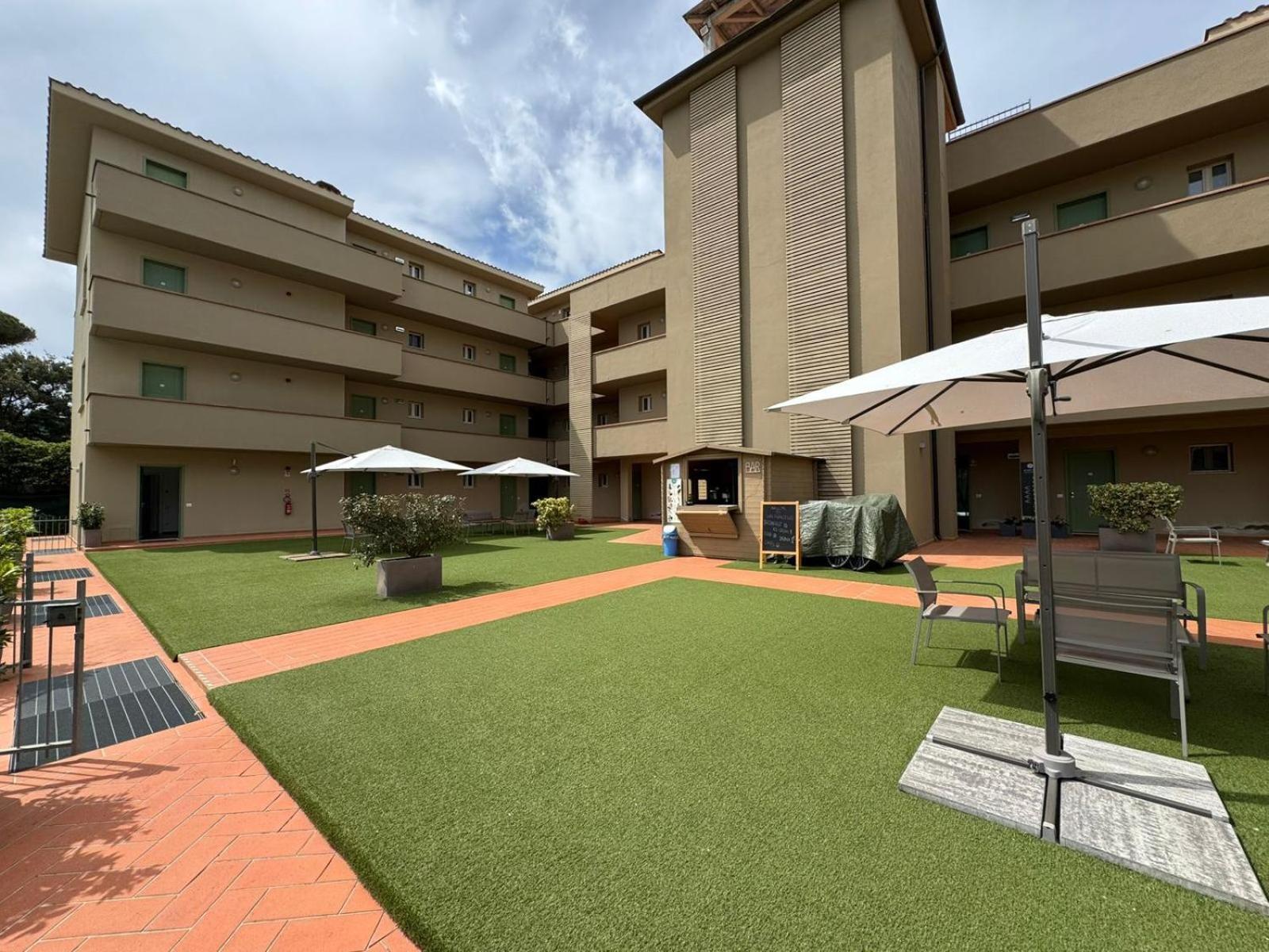 Residence San Francesco Tirrenia Zewnętrze zdjęcie