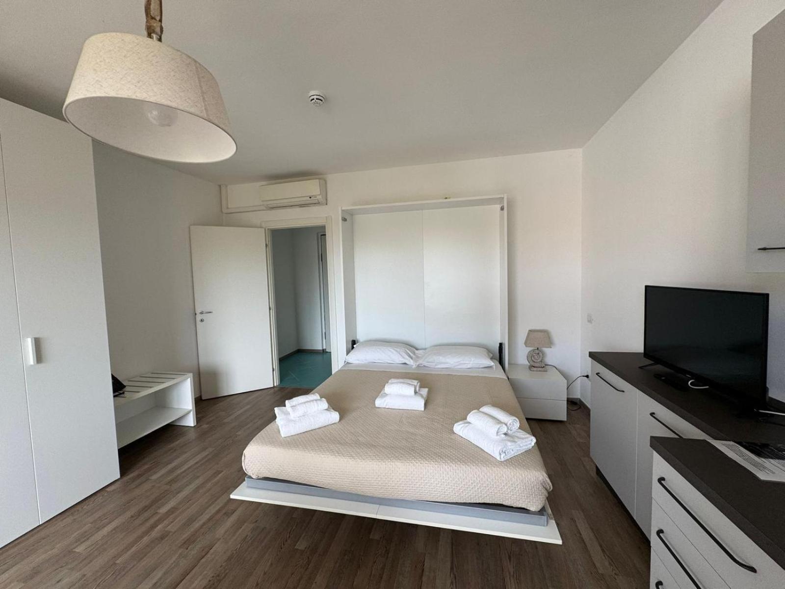 Residence San Francesco Tirrenia Zewnętrze zdjęcie